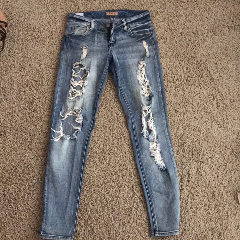 Ripped jeans